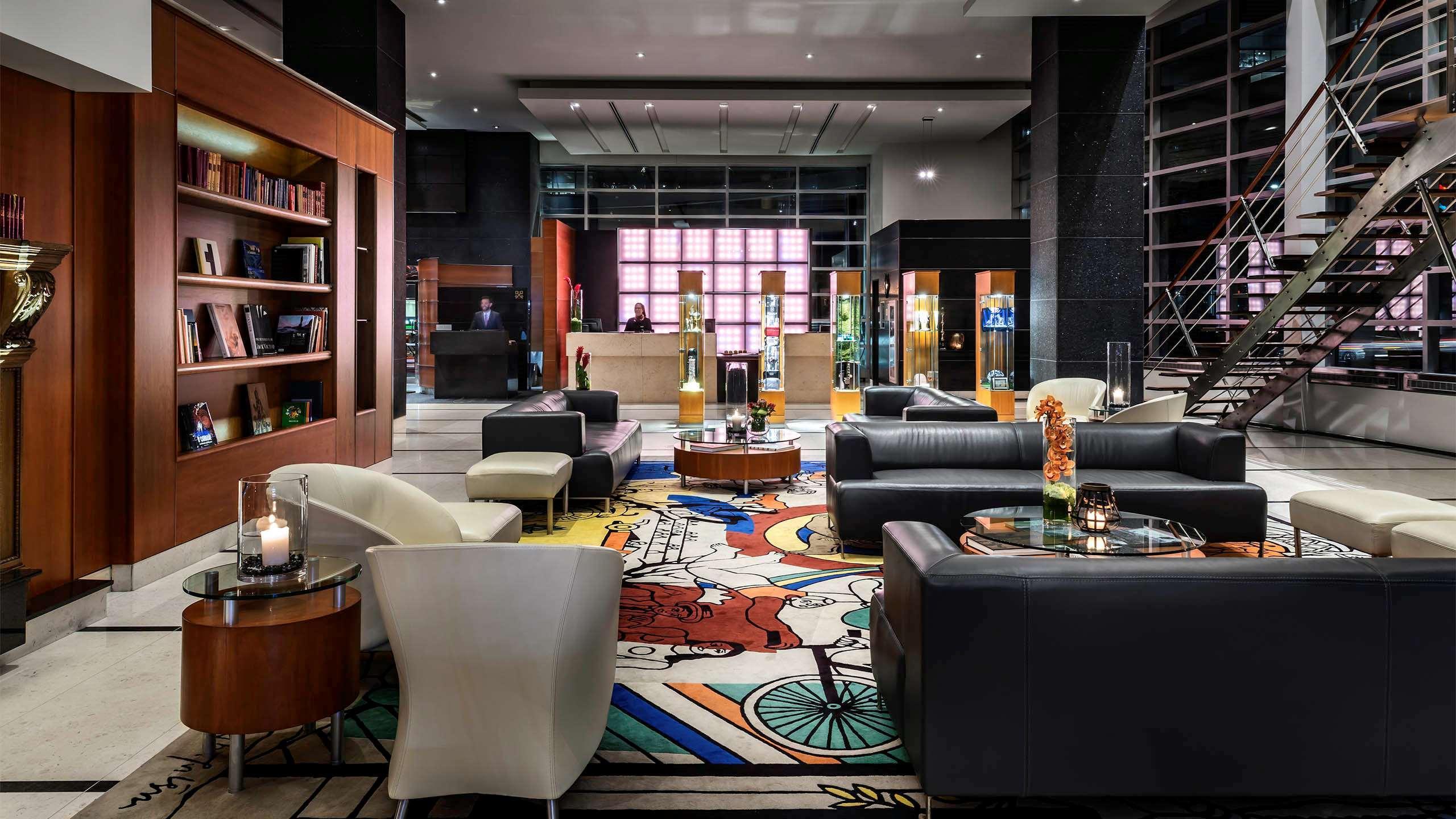 Hotel Sofitel Montreal Golden Mile Esterno foto