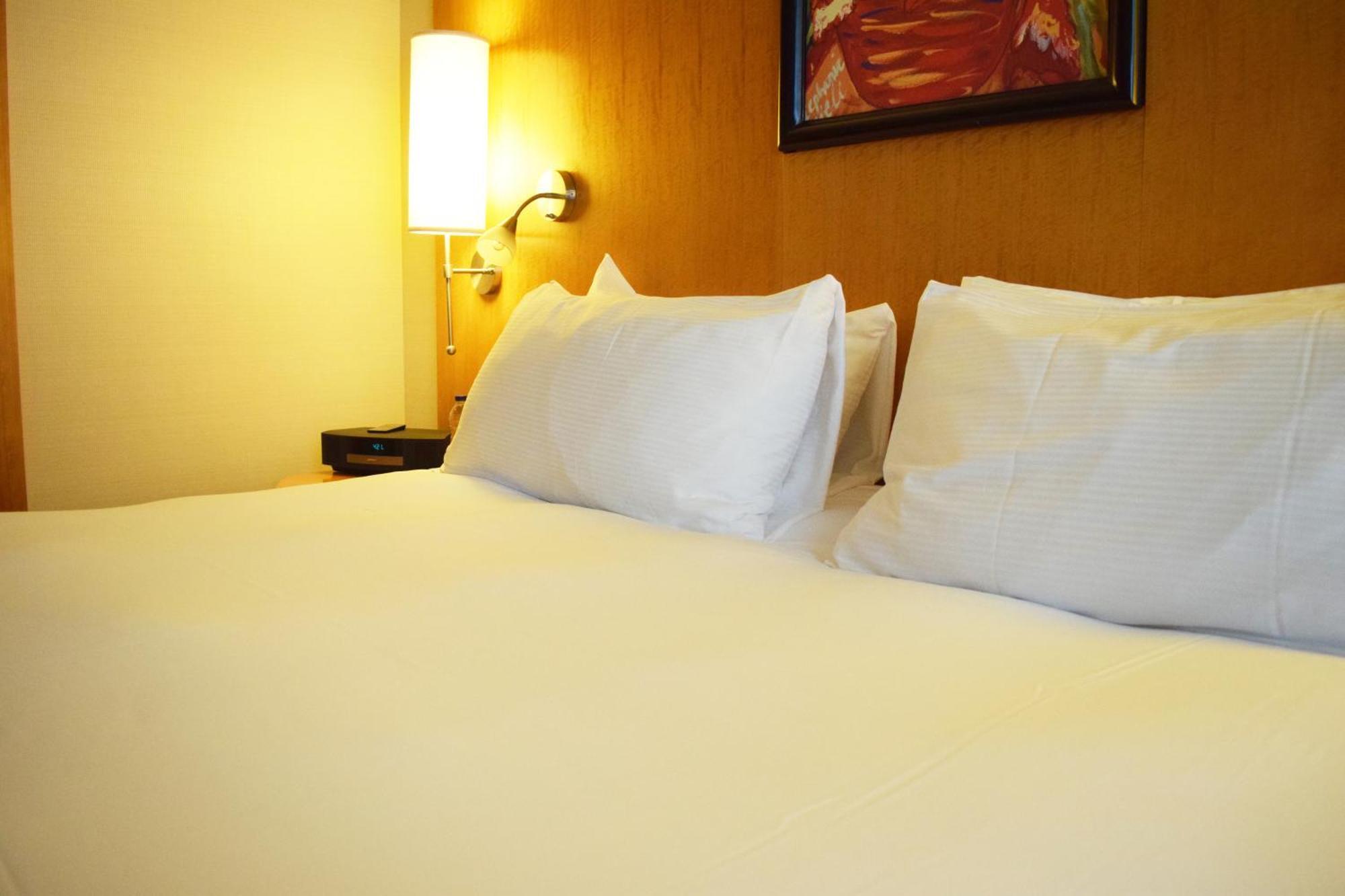 Hotel Sofitel Montreal Golden Mile Esterno foto