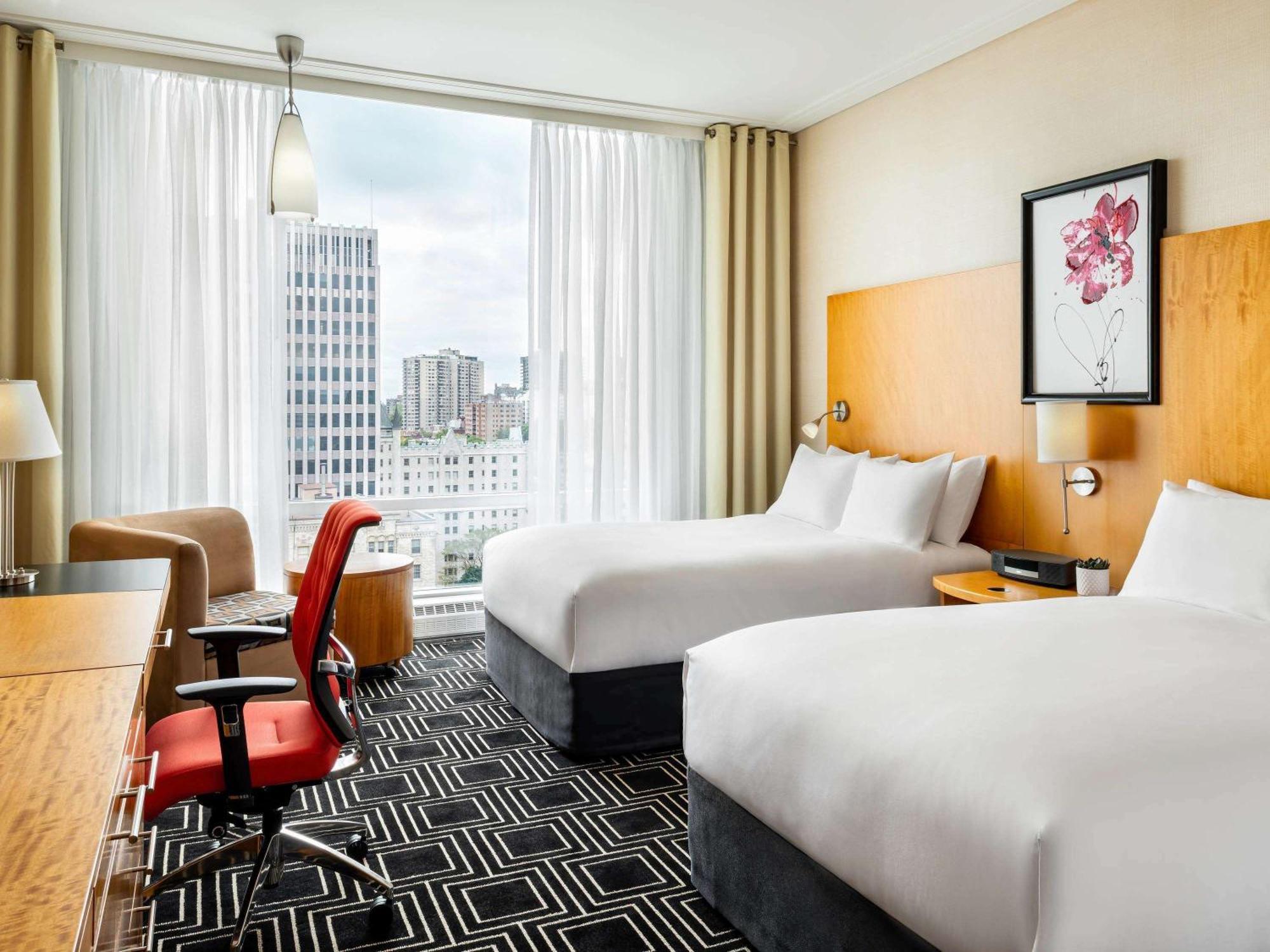 Hotel Sofitel Montreal Golden Mile Esterno foto