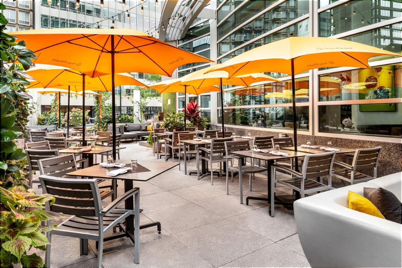 Hotel Sofitel Montreal Golden Mile Esterno foto